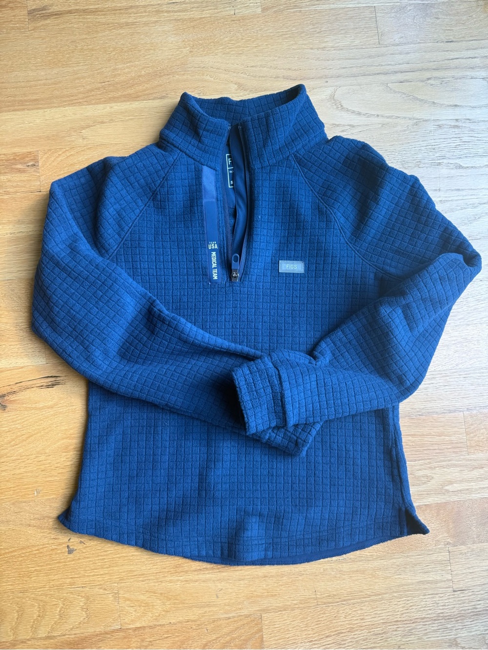 FIGS MILAN WOMENS QUARTER ZIP